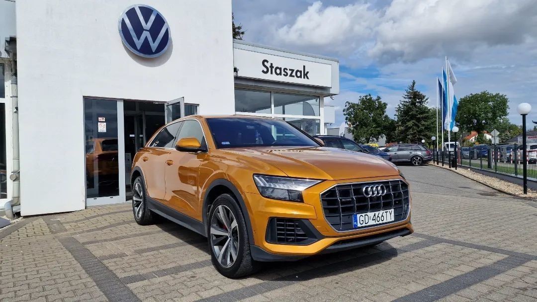 Nissan YAMA audi q8