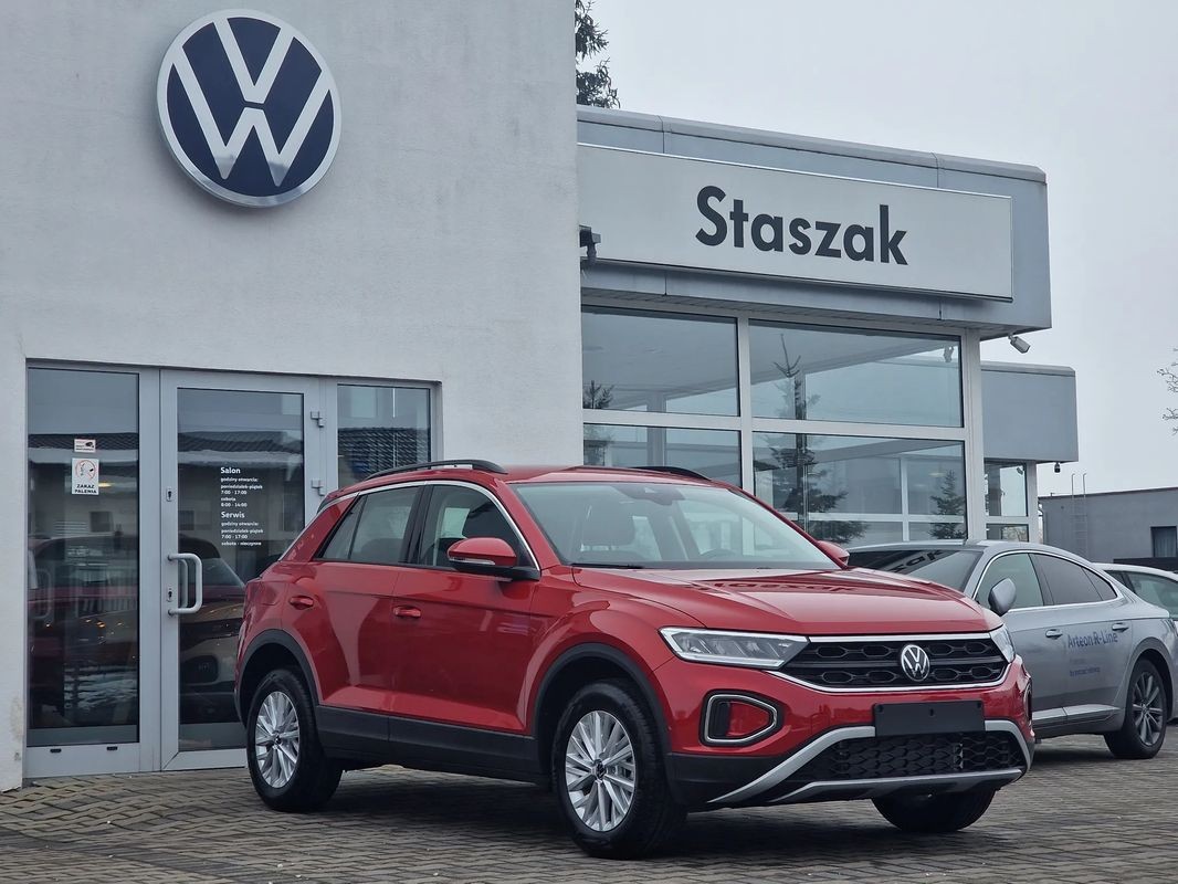 Nissan YAMA volkswagen t-roc